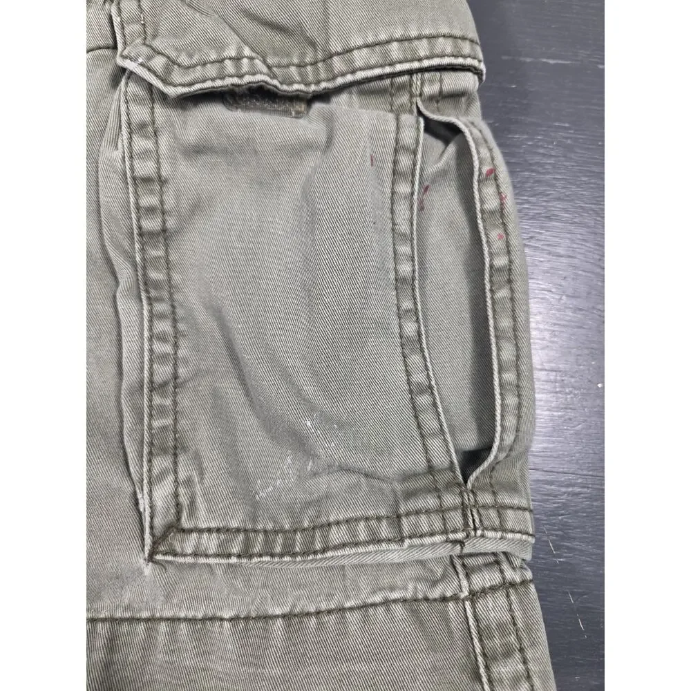 St. John's Bay Men's Cargo Shorts Olive Green Cotton Utility Hiking Size 38